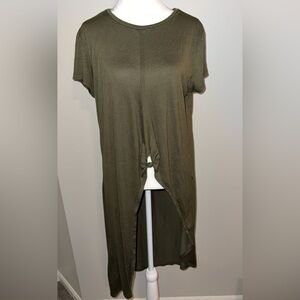 Army green high low shirt